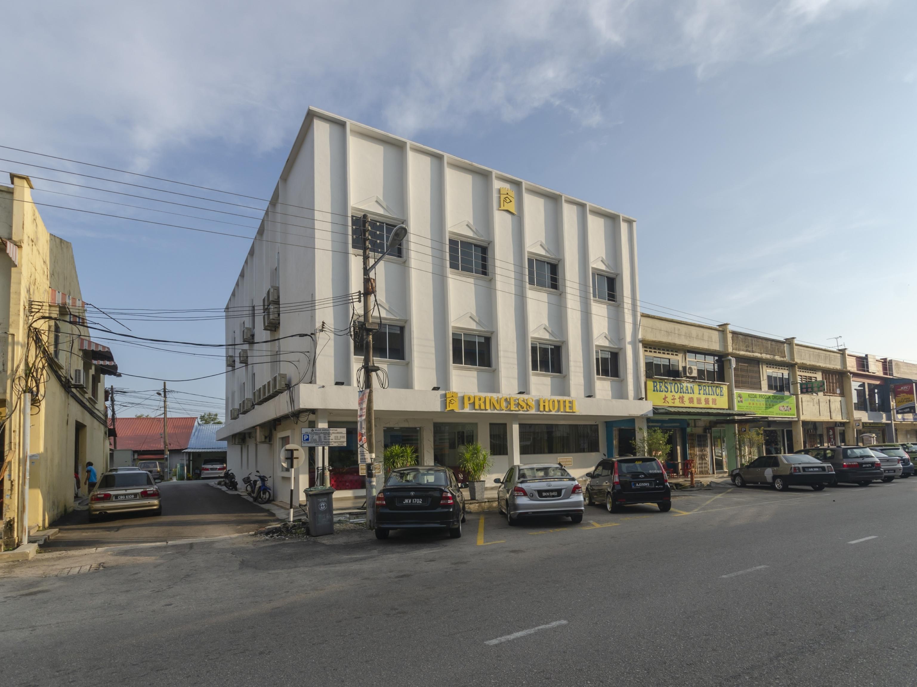 Princess Hotel Pontian Pontian Kecil Eksteriør billede
