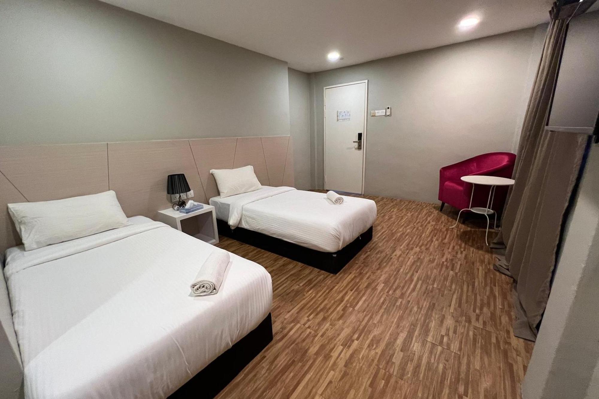 Princess Hotel Pontian Pontian Kecil Eksteriør billede