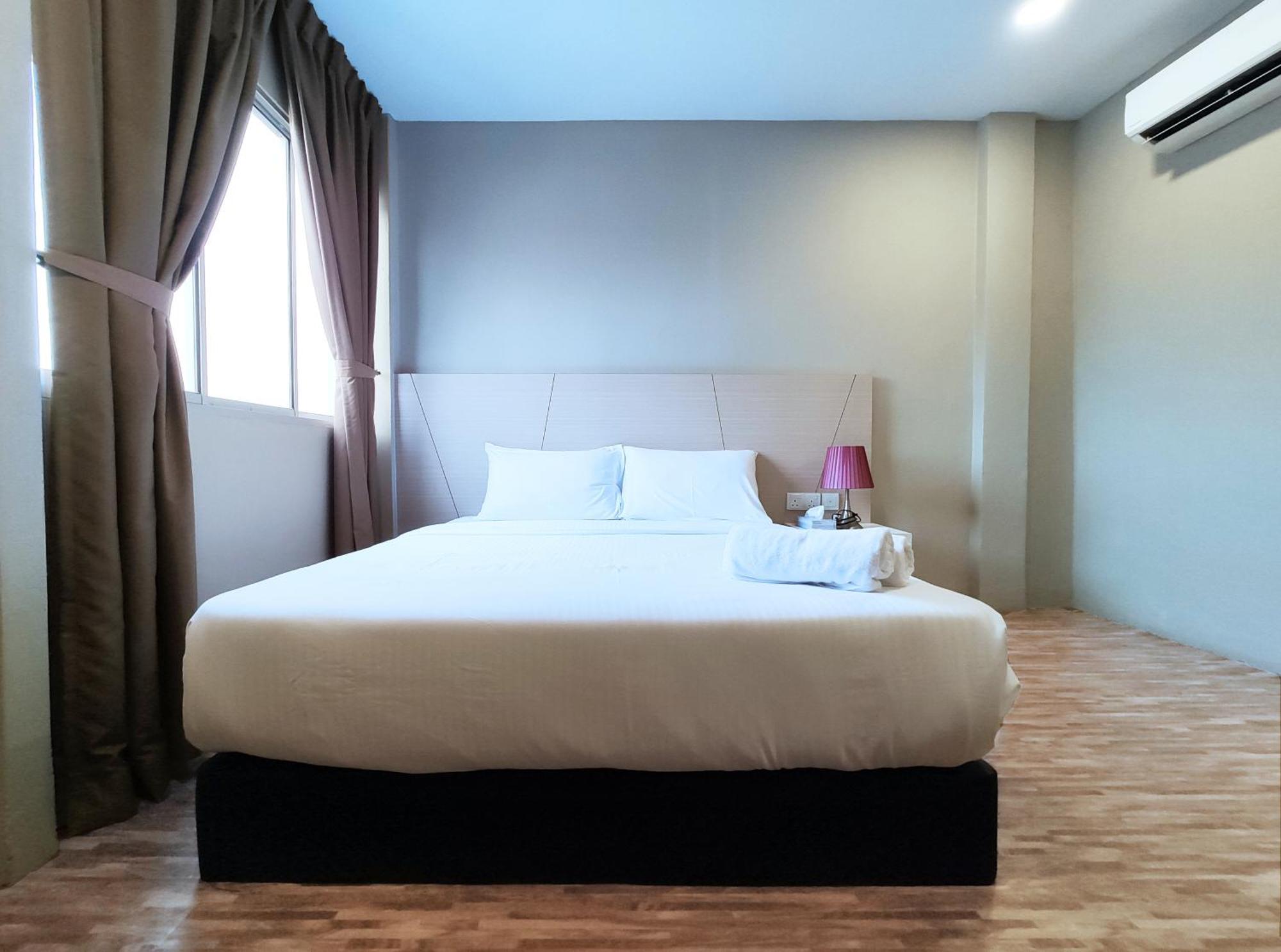 Princess Hotel Pontian Pontian Kecil Eksteriør billede